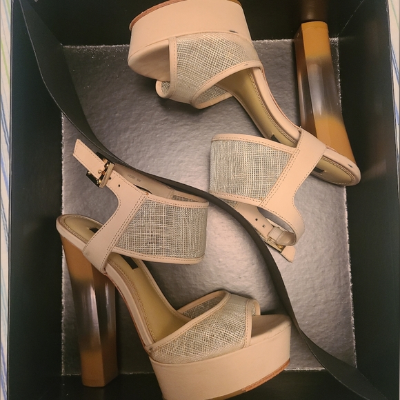 Rachel Zoe Lexi Raffia Sandal - Picture 2 of 6